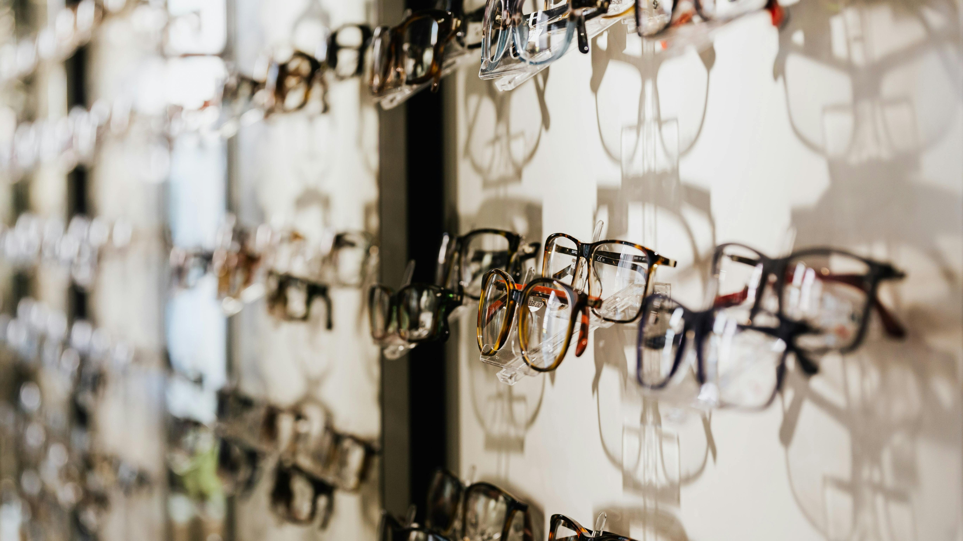 Les stages en optique : une étape clé pour découvrir le métier d'Opticien-Lunetier