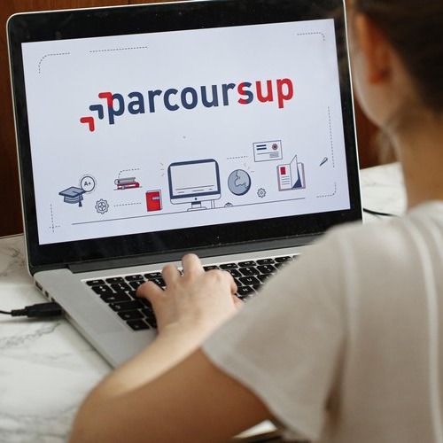 Guide Parcoursup 2025